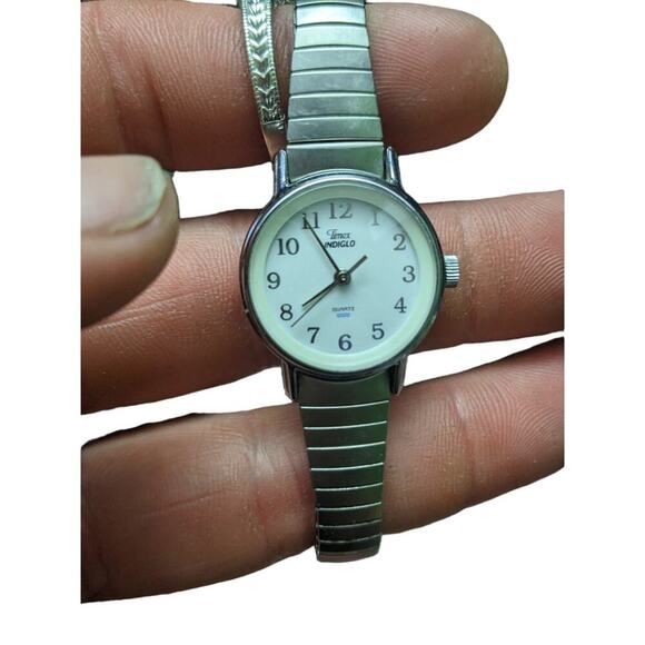 Vtg White Womens INDIGLO by TimeX - Silver Tone Stainless Steel, Baby Blue Light - Picture 2 of 5
